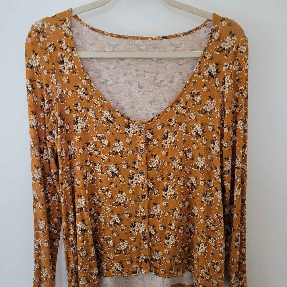 American Eagle Soft & Sexy Slub Floral Top/Shirt Size S